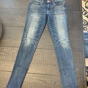 American Eagle size 2 super stretch skinny jeans